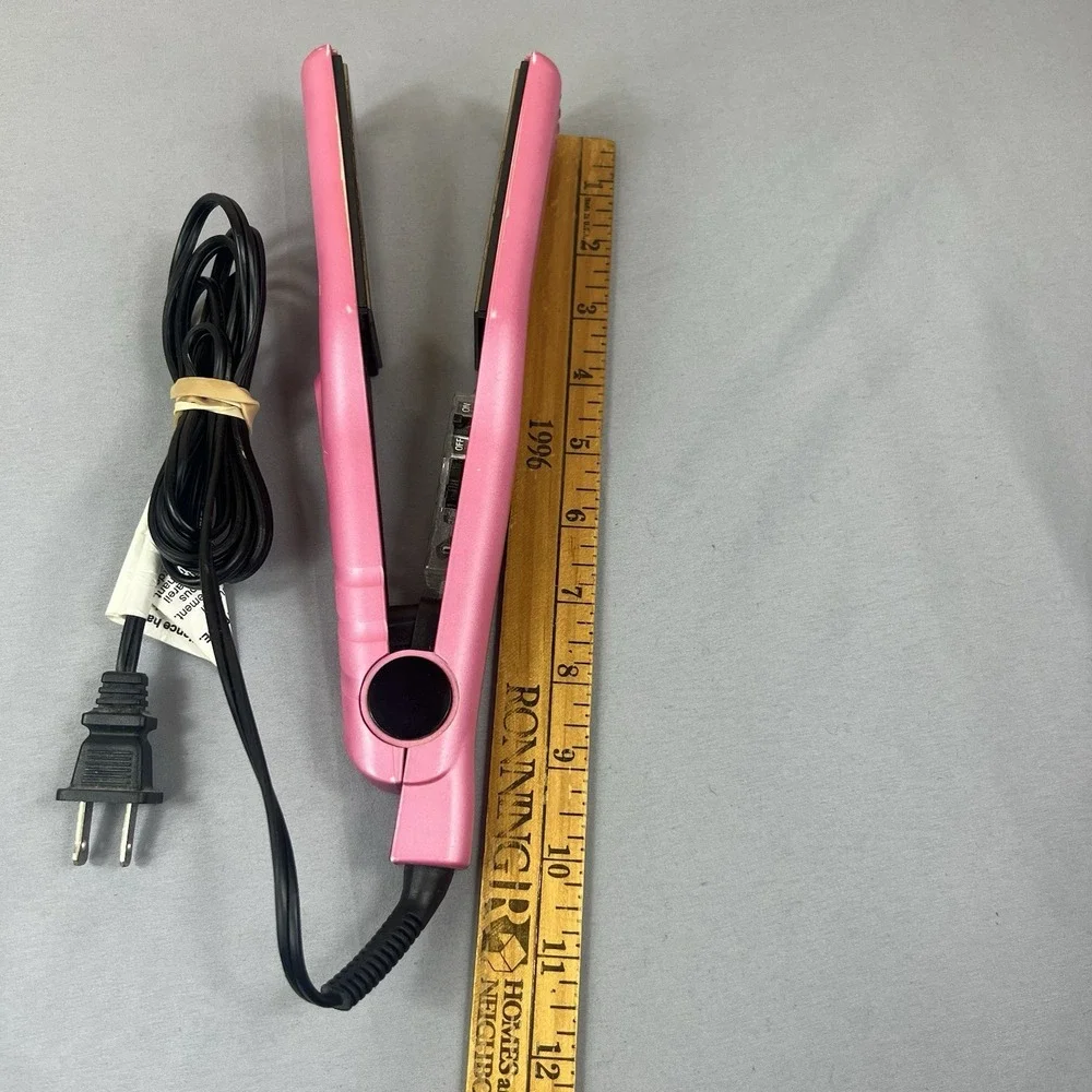 Revlon Titanium Hair Straightener RVST2031 Pink Adjustable Heat Tested